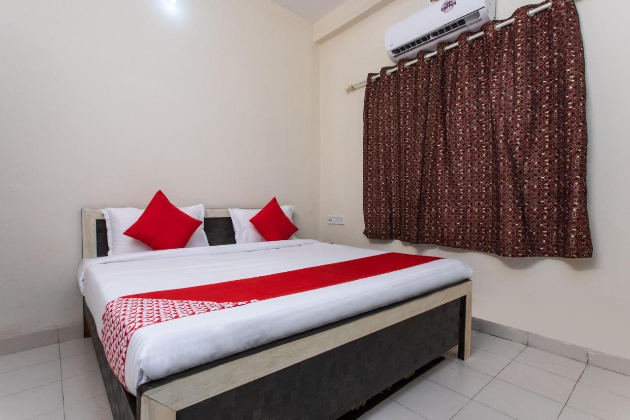 Oyo 18571 Ashoka Resort Indore Exterior photo